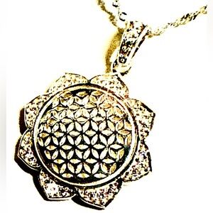 New Elegant rare pendant silver 925 Necklace